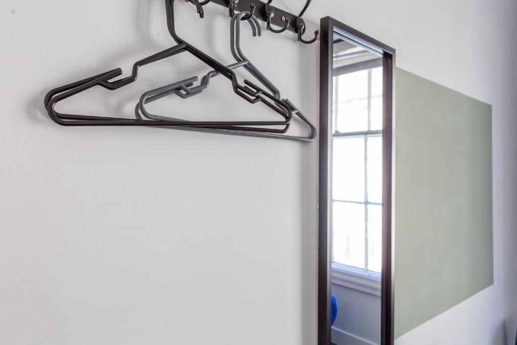 Newcastle'S Most Central Apartment - Sleeps 10 Exterior photo